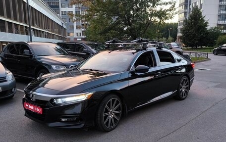 Honda Accord IX рестайлинг, 2018 год, 2 100 000 рублей, 1 фотография