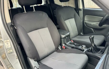 Mitsubishi L200 IV рестайлинг, 2015 год, 1 760 000 рублей, 7 фотография