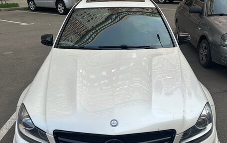 Mercedes-Benz C-Класс AMG, 2013 год, 3 850 000 рублей, 2 фотография