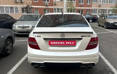 Mercedes-Benz C-Класс AMG, 2013 год, 3 850 000 рублей, 5 фотография
