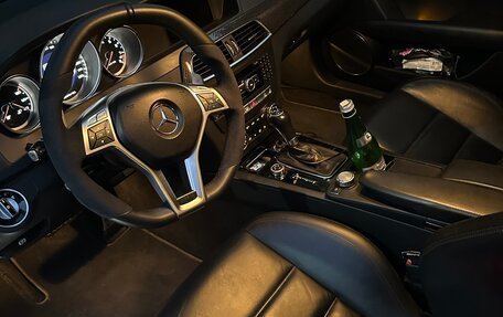 Mercedes-Benz C-Класс AMG, 2013 год, 3 850 000 рублей, 13 фотография