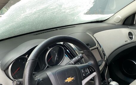 Chevrolet Cruze II, 2014 год, 950 000 рублей, 13 фотография