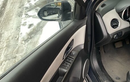 Chevrolet Cruze II, 2014 год, 950 000 рублей, 11 фотография