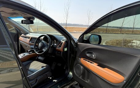 Honda Vezel, 2014 год, 1 690 000 рублей, 13 фотография