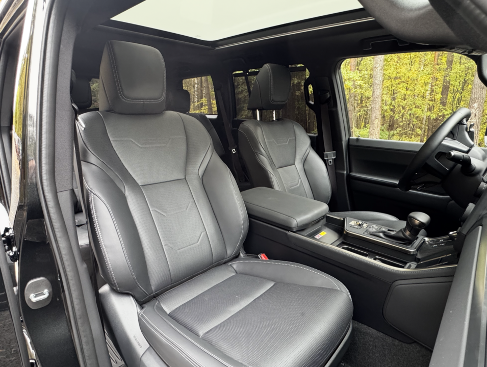 Lexus GX II рестайлинг 2, 2024 год, 15 000 000 рублей, 11 фотография
