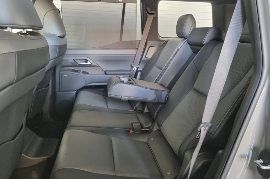 Lexus GX II рестайлинг 2, 2024 год, 15 500 000 рублей, 12 фотография