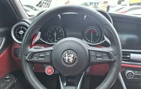 Alfa Romeo Giulia II, 2021 год, 3 280 000 рублей, 5 фотография