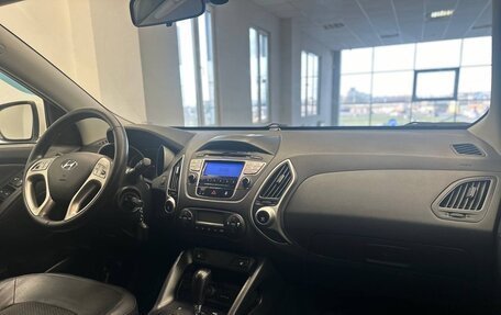 Hyundai ix35 I рестайлинг, 2012 год, 1 090 000 рублей, 23 фотография