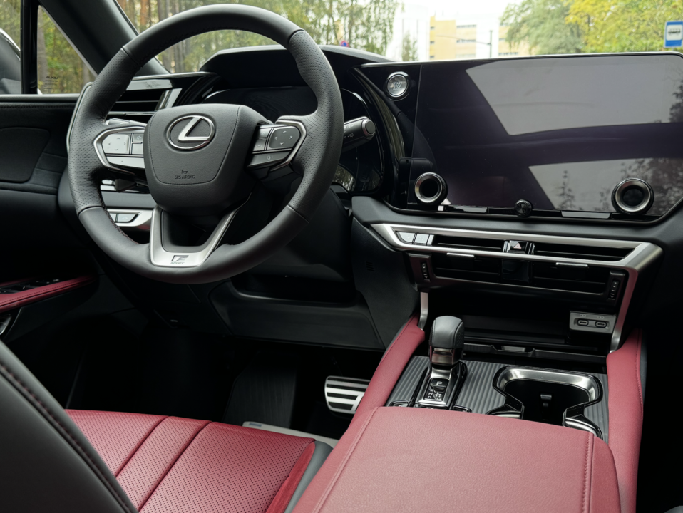 Lexus RX IV рестайлинг, 2024 год, 10 200 000 рублей, 15 фотография