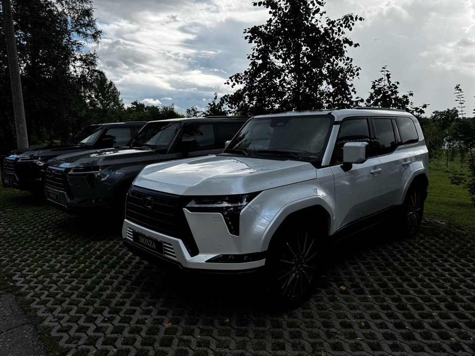 Lexus GX II рестайлинг 2, 2024 год, 15 000 000 рублей, 5 фотография