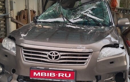 Toyota RAV4, 2011 год, 500 000 рублей, 1 фотография