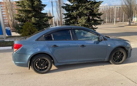 Chevrolet Cruze II, 2013 год, 715 000 рублей, 2 фотография