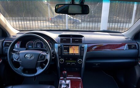 Toyota Camry, 2012 год, 1 659 000 рублей, 10 фотография