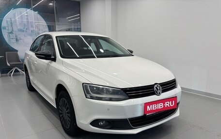 Volkswagen Jetta VI, 2014 год, 1 123 000 рублей, 3 фотография