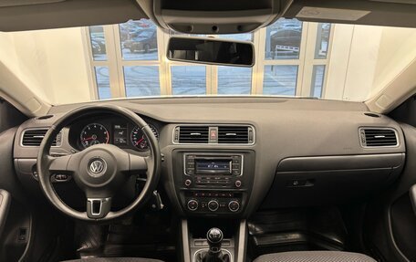 Volkswagen Jetta VI, 2014 год, 1 123 000 рублей, 16 фотография