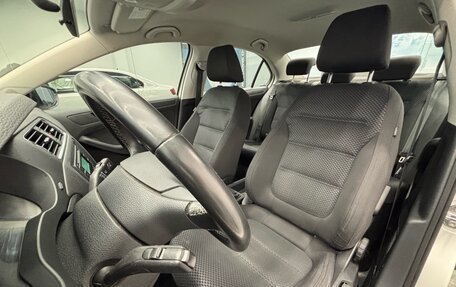 Volkswagen Jetta VI, 2014 год, 1 123 000 рублей, 18 фотография