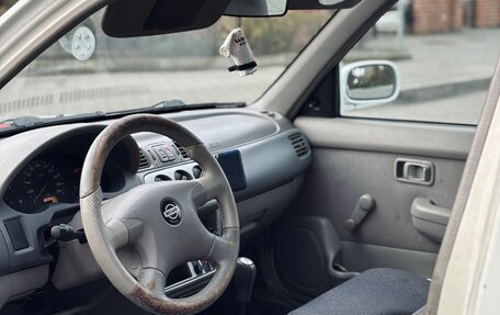 Nissan Micra II, 2000 год, 225 000 рублей, 11 фотография