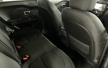 KIA Soul II рестайлинг, 2018 год, 1 699 000 рублей, 21 фотография
