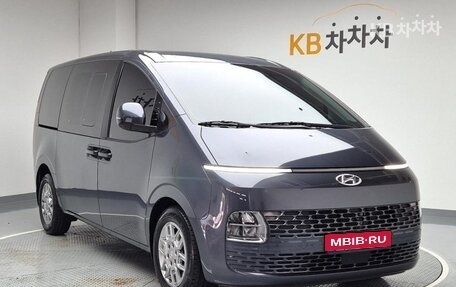 Hyundai Staria, 2022 год, 2 527 000 рублей, 1 фотография