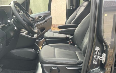 Mercedes-Benz Vito, 2021 год, 7 300 000 рублей, 19 фотография