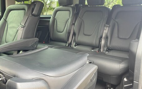 Mercedes-Benz Vito, 2021 год, 7 300 000 рублей, 26 фотография