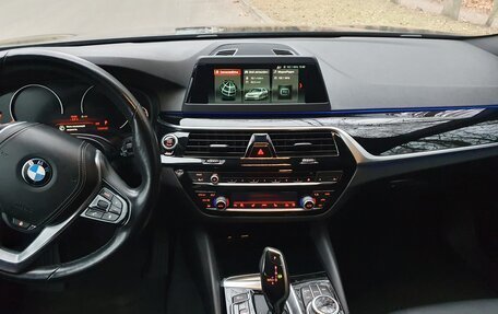 BMW 5 серия, 2017 год, 3 650 000 рублей, 11 фотография