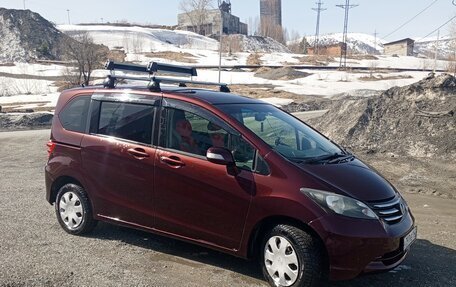 Honda Freed I, 2011 год, 1 300 000 рублей, 3 фотография
