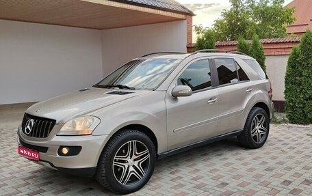 Mercedes-Benz M-Класс, 2005 год, 750 000 рублей, 1 фотография