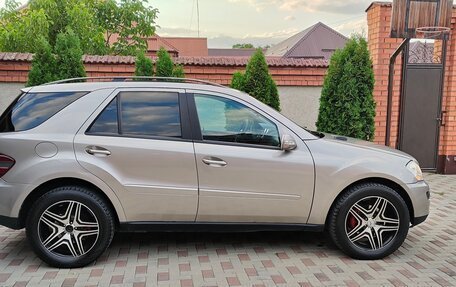 Mercedes-Benz M-Класс, 2005 год, 750 000 рублей, 2 фотография