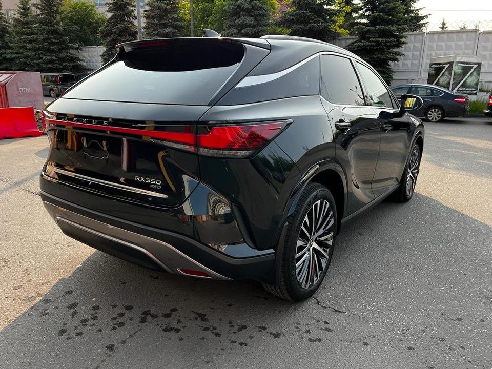 Lexus RX IV рестайлинг, 2024 год, 11 000 000 рублей, 8 фотография