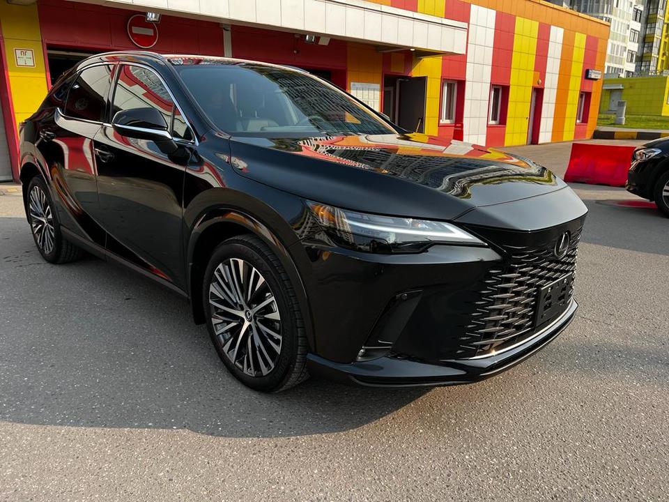 Lexus RX IV рестайлинг, 2024 год, 11 000 000 рублей, 3 фотография