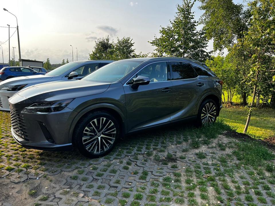 Lexus RX IV рестайлинг, 2024 год, 11 000 000 рублей, 5 фотография