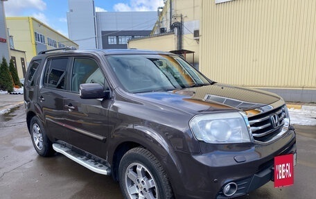 Honda Pilot III рестайлинг, 2013 год, 2 150 000 рублей, 13 фотография