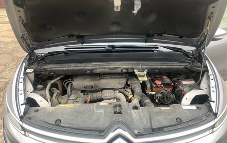 Citroen C4 Picasso II рестайлинг, 2017 год, 1 350 000 рублей, 13 фотография