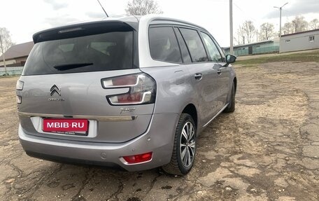 Citroen C4 Picasso II рестайлинг, 2017 год, 1 350 000 рублей, 8 фотография