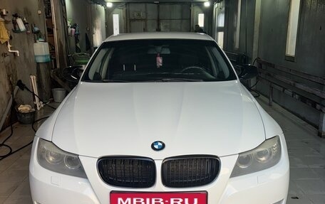 BMW 3 серия, 2011 год, 950 000 рублей, 1 фотография