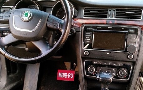 Skoda Superb III рестайлинг, 2010 год, 990 000 рублей, 6 фотография