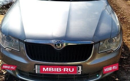 Skoda Superb III рестайлинг, 2010 год, 990 000 рублей, 7 фотография