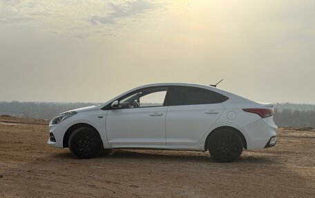 Hyundai Solaris II рестайлинг, 2017 год, 940 000 рублей, 8 фотография
