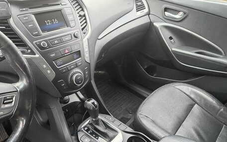 Hyundai Santa Fe III рестайлинг, 2015 год, 2 350 000 рублей, 3 фотография