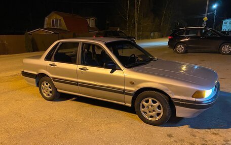 Mitsubishi Galant VIII, 1989 год, 225 000 рублей, 3 фотография