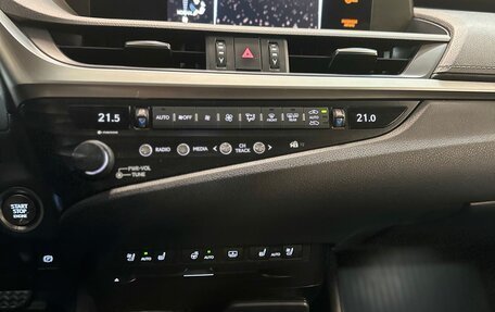 Lexus ES VII, 2019 год, 3 590 000 рублей, 10 фотография