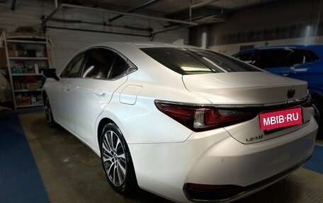 Lexus ES VII, 2019 год, 3 590 000 рублей, 7 фотография