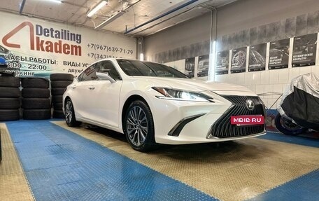 Lexus ES VII, 2019 год, 3 590 000 рублей, 2 фотография