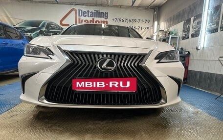 Lexus ES VII, 2019 год, 3 590 000 рублей, 6 фотография