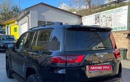 Toyota Land Cruiser, 2021 год, 11 500 000 рублей, 4 фотография