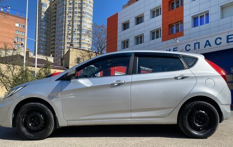 Hyundai Solaris II рестайлинг, 2011 год, 1 150 000 рублей, 4 фотография