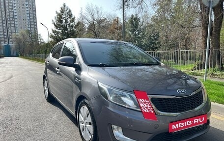 KIA Rio III рестайлинг, 2012 год, 930 000 рублей, 2 фотография