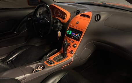 Toyota Celica VII рестайлинг, 2000 год, 700 000 рублей, 4 фотография