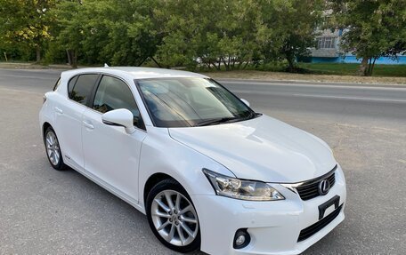 Lexus CT I рестайлинг, 2011 год, 1 500 000 рублей, 1 фотография